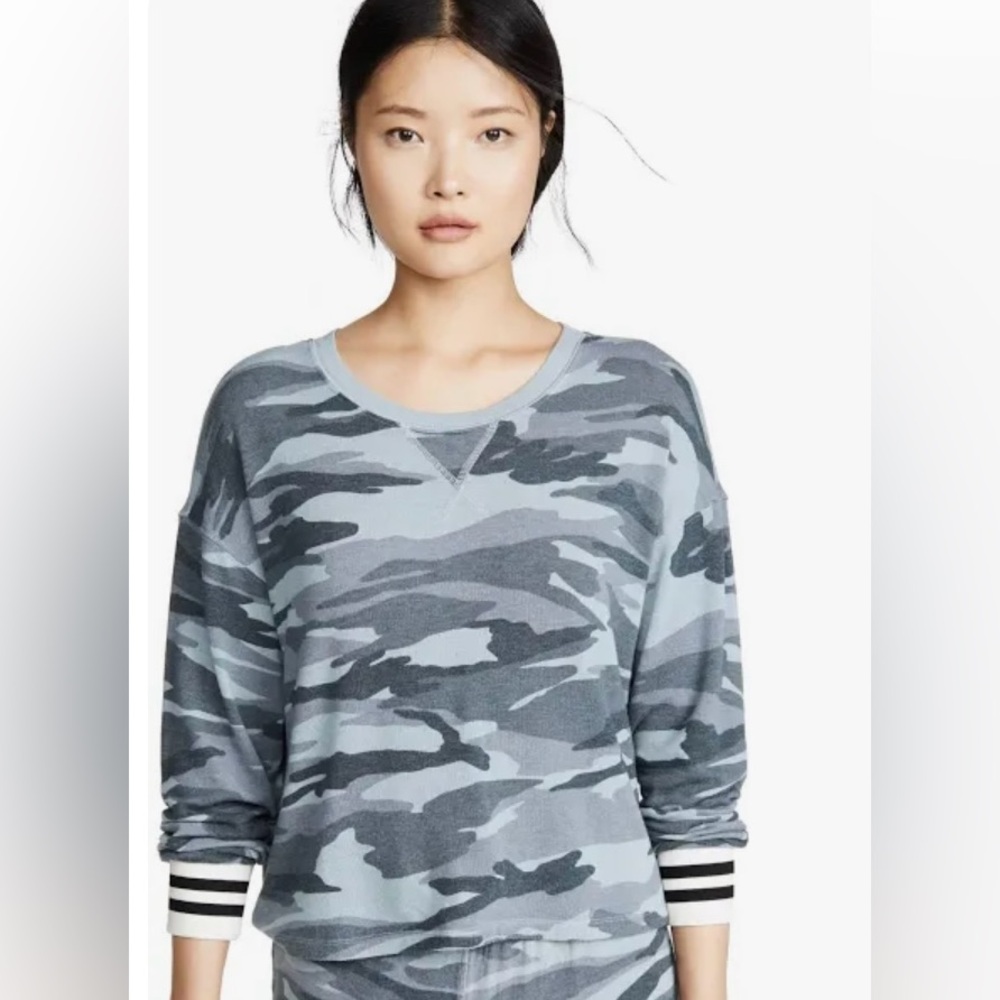 Splendid Long Sleeve Camo Sweatshirt, Sz XS